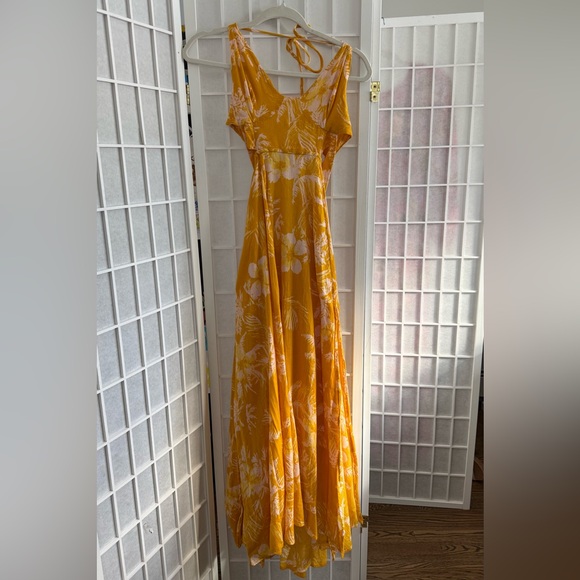 Free People Hawaii Honey Floral Women's Flowy Dress - Picture 4 of 7
